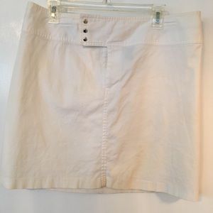 Hilliard & Hanson white skirt